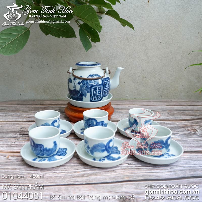 Bộ ấm trà Bát Tràng men lam cổ đồ ký kiểu phục chế Gốm Tinh Hoa Bát Tràng Ấm chén nắp lõm men lam cổ vẽ mai thọ