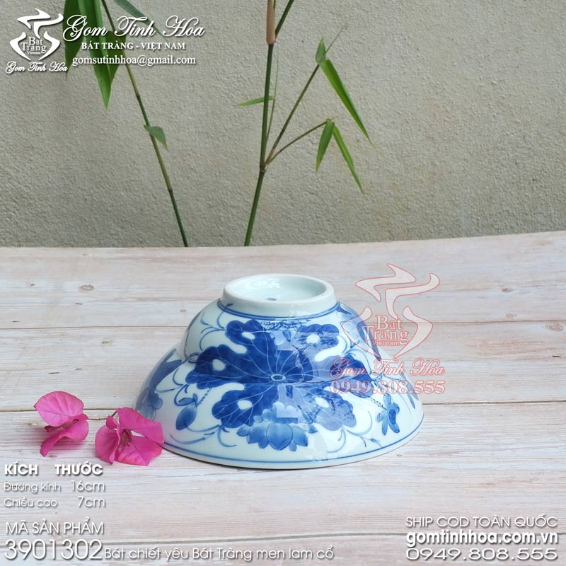 Bát chiết yêu Bát Tràng giả cổ Gốm Tinh Hoa Bát Tràng Bát chiết yêu Bát Tràng 16cm men lam cổ vẽ hoa sen