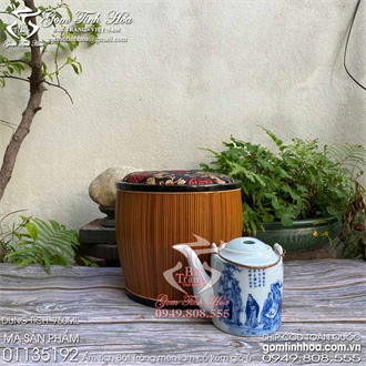 Ấm tích trà xanh 750ml men lam cổ kèm giỏ ủ ấm Bát Tràng