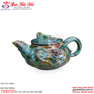 Ấm trà vuốt tay men hỏa biến đắp hoa sen