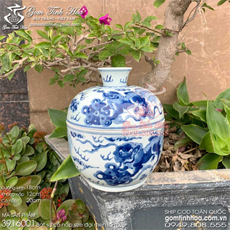 Bát sứ có nắp size đại 18cm men lam cổ vẽ tam sư hý cầu Đồ Nội Phủ phục chế