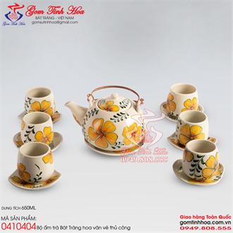 Bộ ấm trà Tống quai đồng vẽ hoa mai vàng