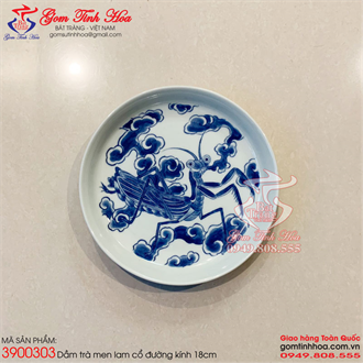Dầm trà sứ Cào Cào hiệu đề Ngoạn Ngọc men lam cổ 18cm