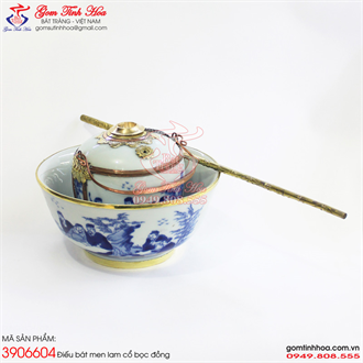 Điếu bát men lam cổ bọc đồng vẽ Trúc Lâm Thất Hiền