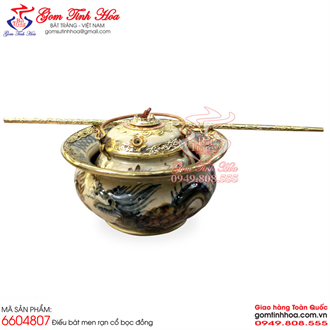Điếu bát bọc đồng men rạn rồng nổi dáng quả lựu