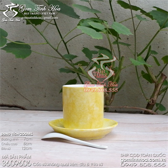Ly sứ không quai men vân đá màu vàng kèm đĩa sứ và thìa cafe