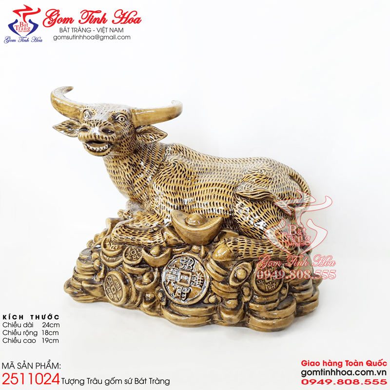 Tượng trâu gốm sứ Bát Tràng - Linh vật phong thủy Gốm Tinh Hoa Tượng trâu gốm sứ Bát Tràng men vàng nâu vàng